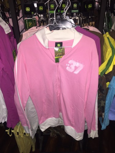Neu mit Etikett lizenziert John Deere Damen Large Pink Since 1837 Activewear Reißverschluss Oberteil - Bild 1 von 7