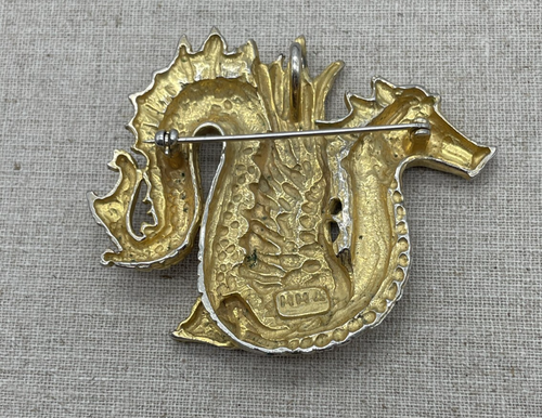 MMA Metropolitan Museum Of Art Gold Tone Dragon Brooch Pendant - Picture 7 of 10