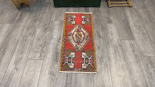 Kleiner türkischer Teppich, Badteppich, kleiner Vintage Teppich, kleiner Teppich 1,4x3,4 ft - Bild 3 von 9