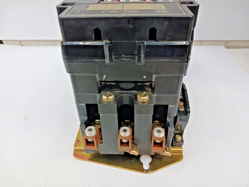 SQUARE D NEMA SIZE 3 MOTOR STARTER 3 POLE 600 VAC 50 HP 110/120 V COIL 8536SE01S - Picture 6 of 12