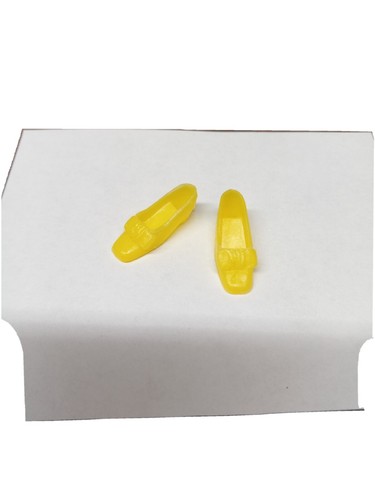 Yellow MOD Pilgrims Chunky Shoes 1960s-70s Vintage Barbie, Mattel - Picture 1 of 4