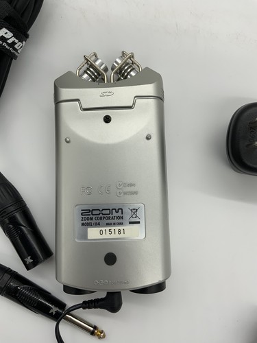 ZOOM H4 Handy Recorder Handheld Digital Recorder Memory Storage Capacity 8 GB - Picture 3 of 6
