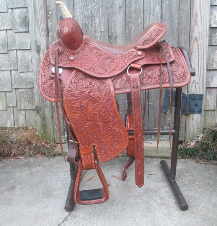 Western saddle 16