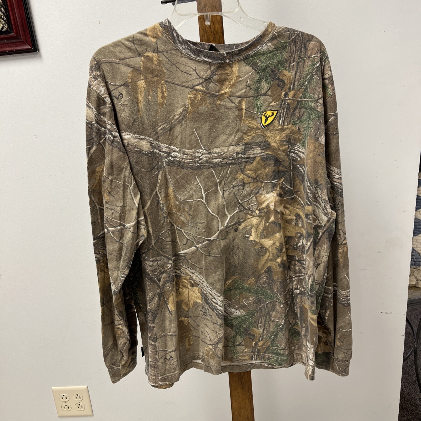 Picture 1 of 6