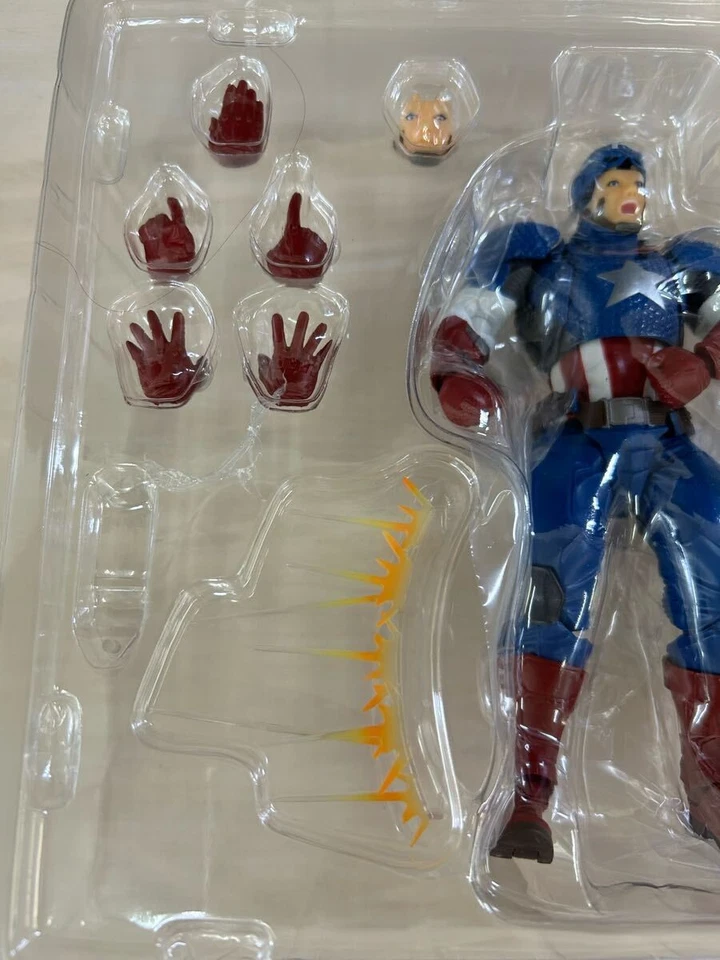 Increíble figura de acción Yamaguchi Capitán América Revoltech Kaiyodo usada Foto 3 de 4