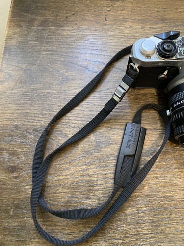 Appareil photo reflex argentique Pentax ME Super 35 mm avec objectif 50 mm NON TESTÉ MADE IN JAPAN - Photo 2/8
