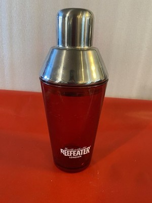 BEEFEATER Gin Cocktail Mixer, Ruby Red, London, Built In Drink Strainer 