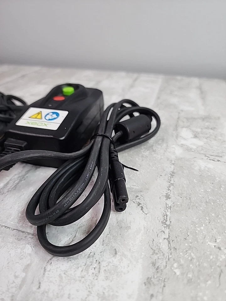 Microsoft Original Xbox Surge Protector Power Supply *UK PLUG*  X800924-100 OEM - Image 4 of 4