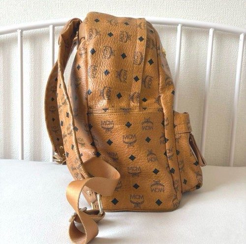 MCM Visetos Backpack Rucksack mit Nieten Braun Logo Muster Original Unisex - Bild 2 von 10
