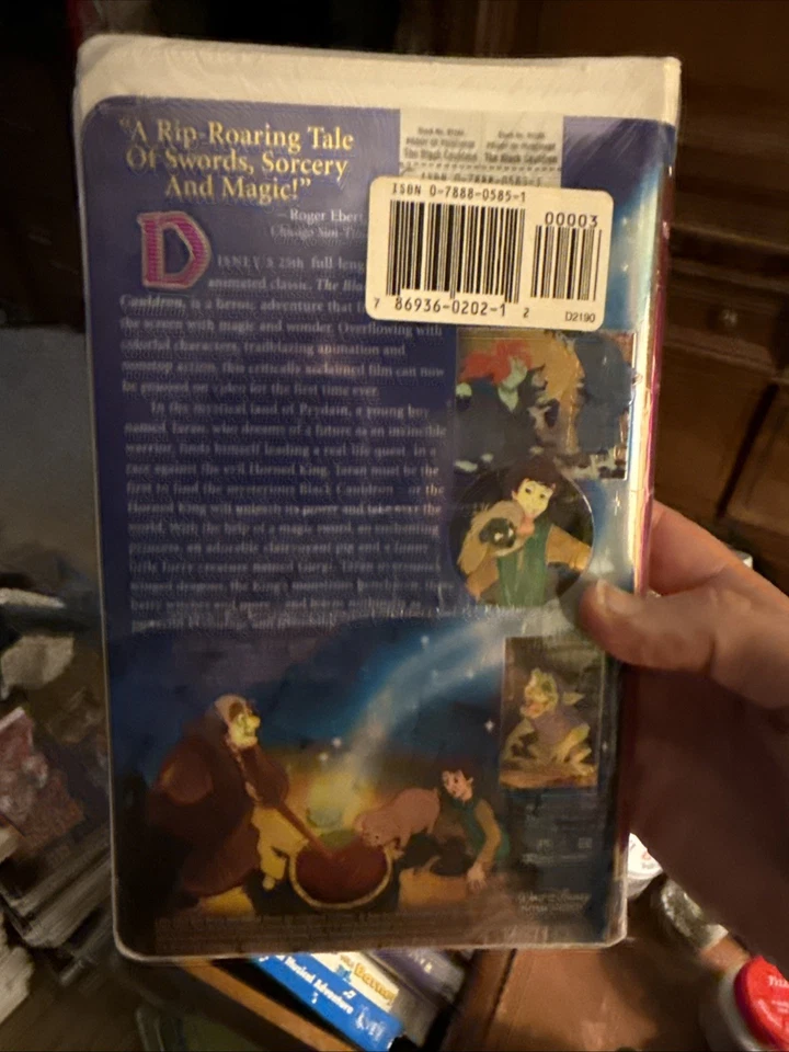 The Black Cauldron Walt Disney Masterpiece Collection Clamshell VHS Sealed - Image 4 of 4