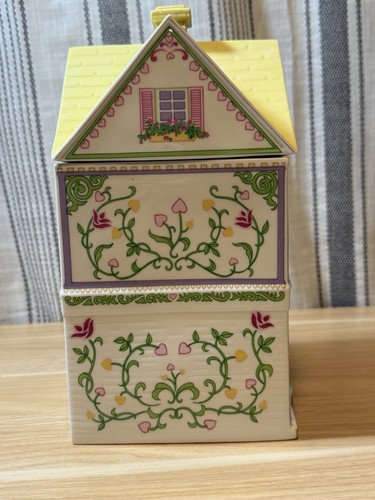 LENOX 1991 THE VILLAGE COOKIE JAR CANISTER YELLOW FINE PORCELAIN SPICE VILLAGE - Picture 4 of 7