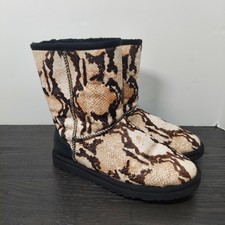 UGG Australia Boots Womens Size 6 Brown Snake...