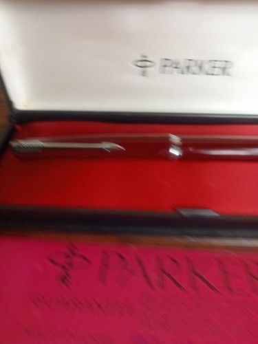 Vintage 1970s Parker Fountain Pen Medium Nib In Original Box With Papers Red - Picture 3 of 8