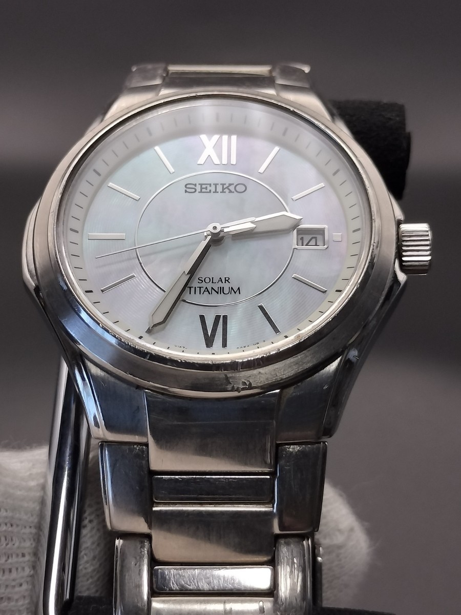 SEIKO Solar Titanium V147-0AC0 Unisex Watch, Working Condition