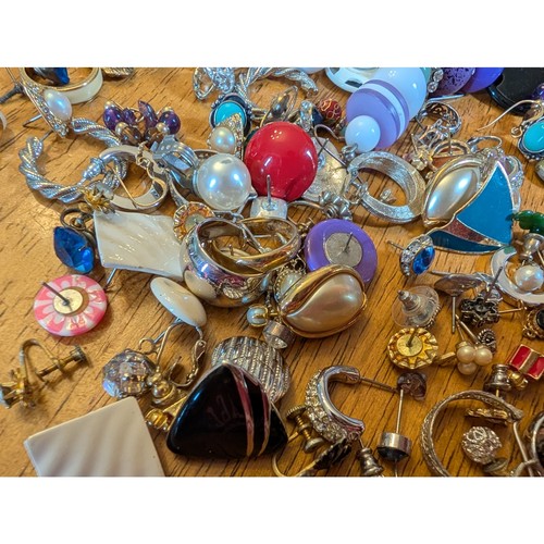 Lote de pendientes joyas - Imagen 6 de 12