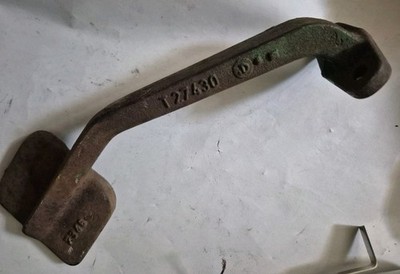 T27430 Pedal-Diff Lock passend für John Deere 1040, 1140, 2030, 2040, 2130, 2140