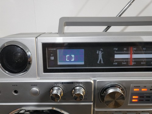 Flea-Market Large Retro Boombox CD Tape Aux Bluetooth Radio USB Boxed! - Picture 10 of 14