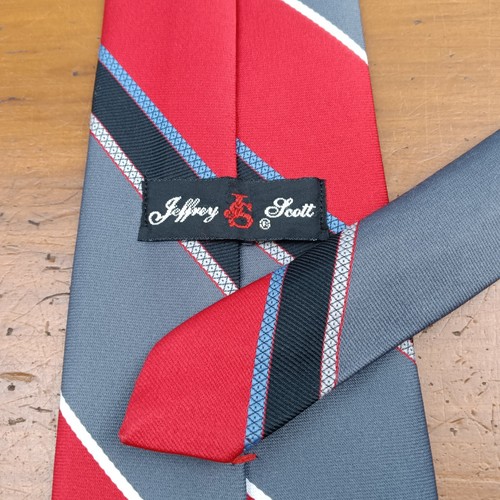 Cravatta Jeffrey Scott Uomo British Regimental Stripe Cravatta Rossa Nera - Foto 4 di 6