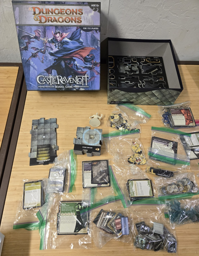 Dungeons and Dragons Castle Ravenloft Wizards Of The Coast 2010 Board Game - Picture 2 of 6