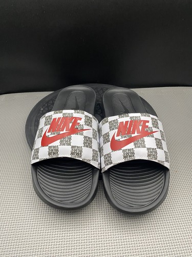 Nike Victori One Slide Mens Size 15 Black White Checkers Print Logo Slippers - Picture 5 of 14
