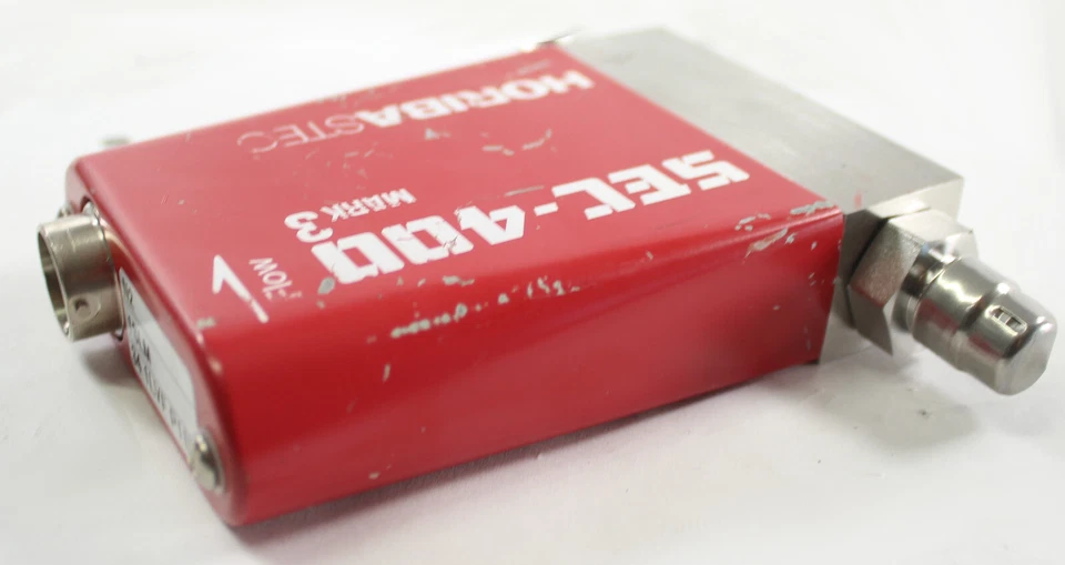 Controlador de flujo másico Horiba STEC SEC-400MK3 34-1LVF-P11Y 1SLM Foto 2 de 4