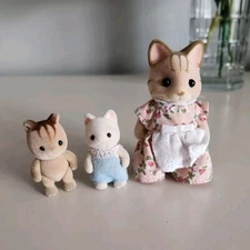 Sylvanian Families Shimaneko Family Cat Calico Critters Toy Set Of 3 Mixed Lot