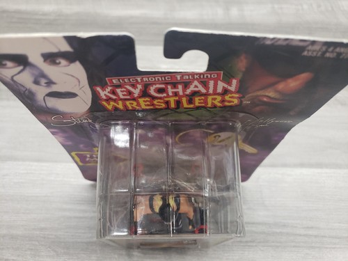 NEW WCW/NWO-HOLLYWOOD HOGAN - ELECTRONIC TALKING KEY CHAIN WRESTLERS 1998  - Picture 7 of 7