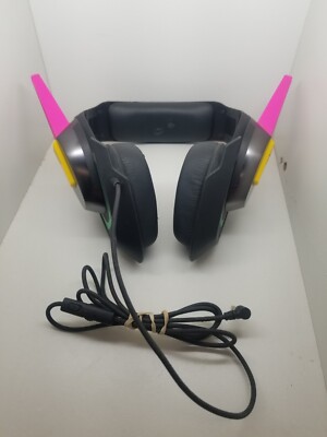 【最終価格】 D.Va Razer Meka ゲーミングヘッドセット Razer D.Va Overwatch MEKA Headset, RZ04-02400100-R3M1, DVa