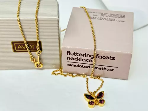 Vintage 1989 Avon Goldtone Purple Fluttering Facets Butterfly Necklace with Box