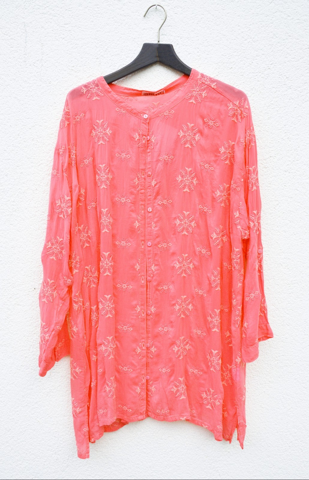 NEW W. tag Johnny Was shirt TUNIQUE Blouse Coral embroidered 1x NEW W. tag Johnny Was shirt TUNIQUE Blouse Coral embroidered 1x