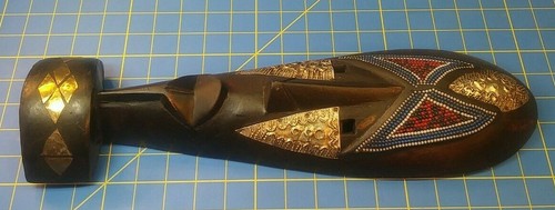 Handcrafted Wooden Mask - made in Ghana. - Picture 6 of 12