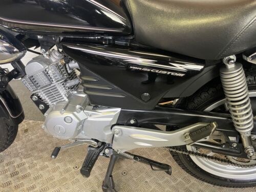 YAMAHA YBR125 CUSTOM, 2016/16 ONLY 1704 MILES, 1 OWNER, BLACK - Picture 12 of 17