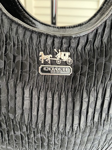 Coach 18886 Black Madison Signature Gathered Pleated Maggie Hobo Shoulder Bag - Picture 2 of 10