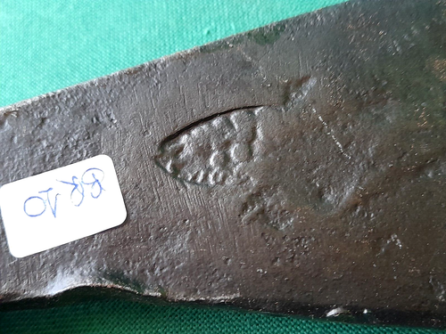 ANTICA ASCIA SCURE ACCETTA FERRO BATTUTO CON MARCHIO PRIMI 900 ORIGINALE. BR10 - Foto 6 di 7