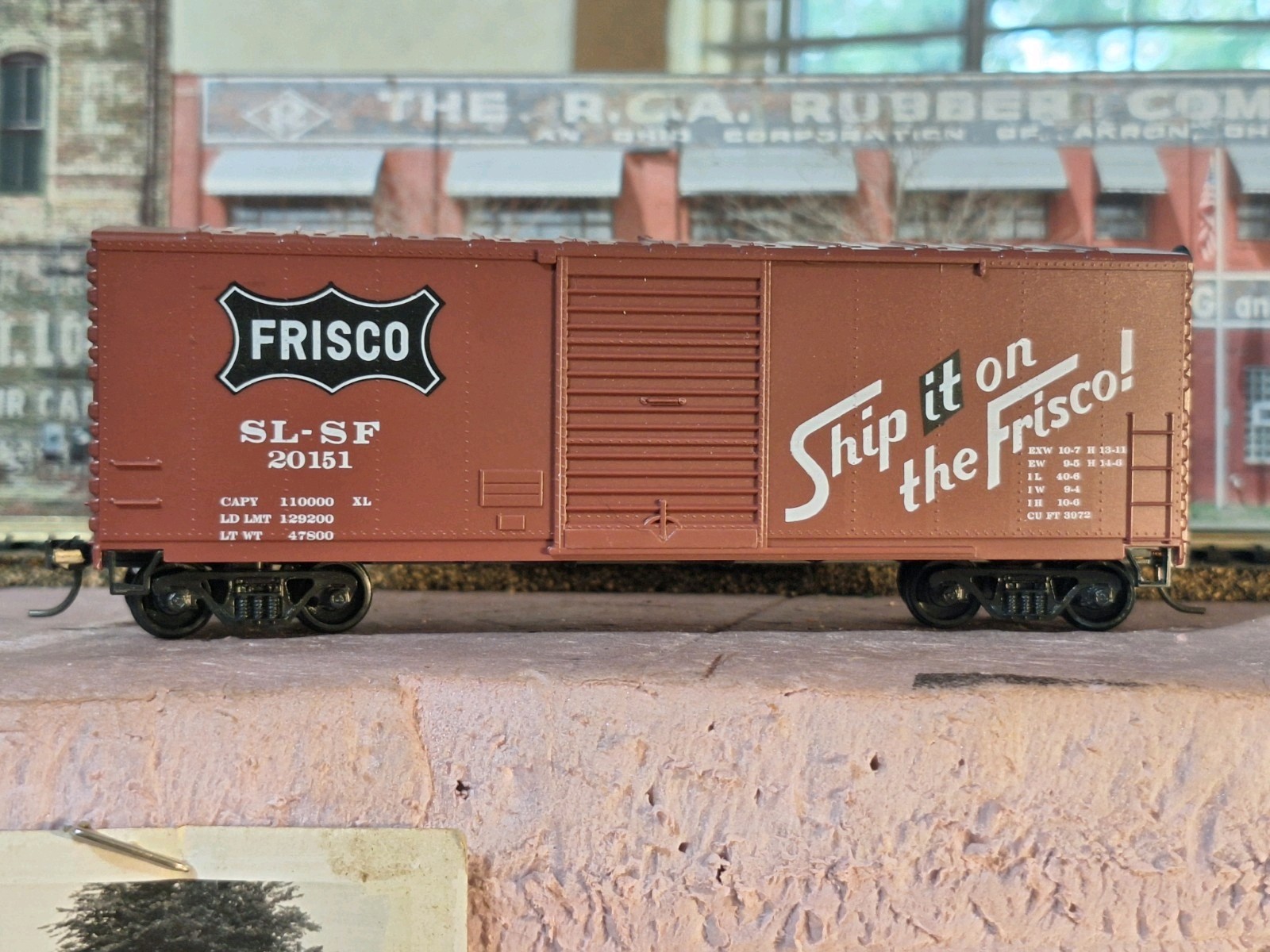 Picture 2 of 8