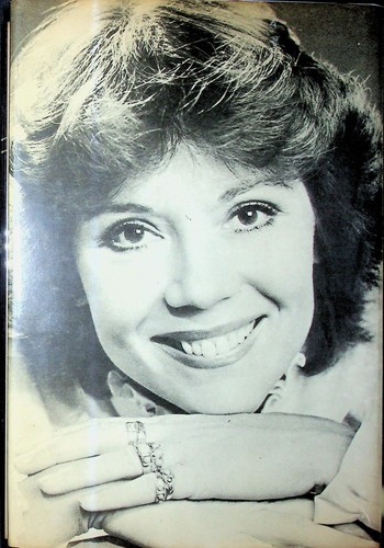 Diana Rigg / No Turn Unstoned The Worst Ever Theatrical Reviews Signed 1st 1st - Imagen 5 de 5