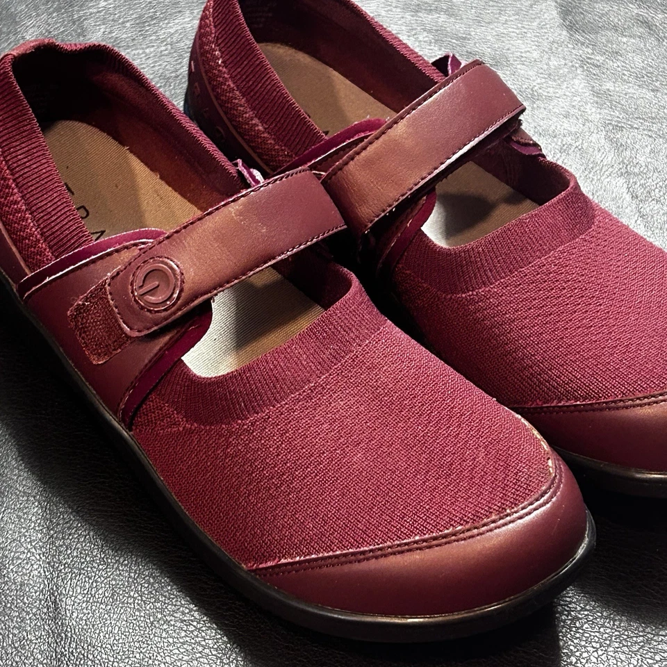 Женские бордовые удобные туфли Traq-Qutie от Alegria размер ЕС 39 США 8,5 Mary Jane - Изображение 2 из 4