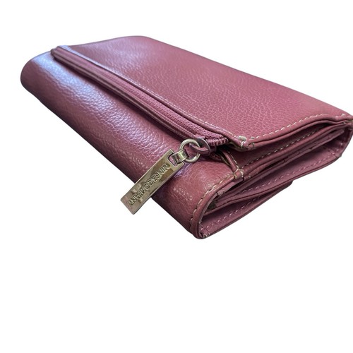 Cartera sin asas vintage Nine & Company triple plegable rosa imitación cuero chequera 4"x7” - Imagen 5 de 8