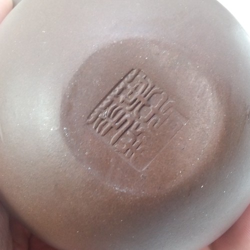 3 teteras, vintage talladas a mano Yixing Zisha arcilla lote ¡Bonito! - Imagen 17 de 22
