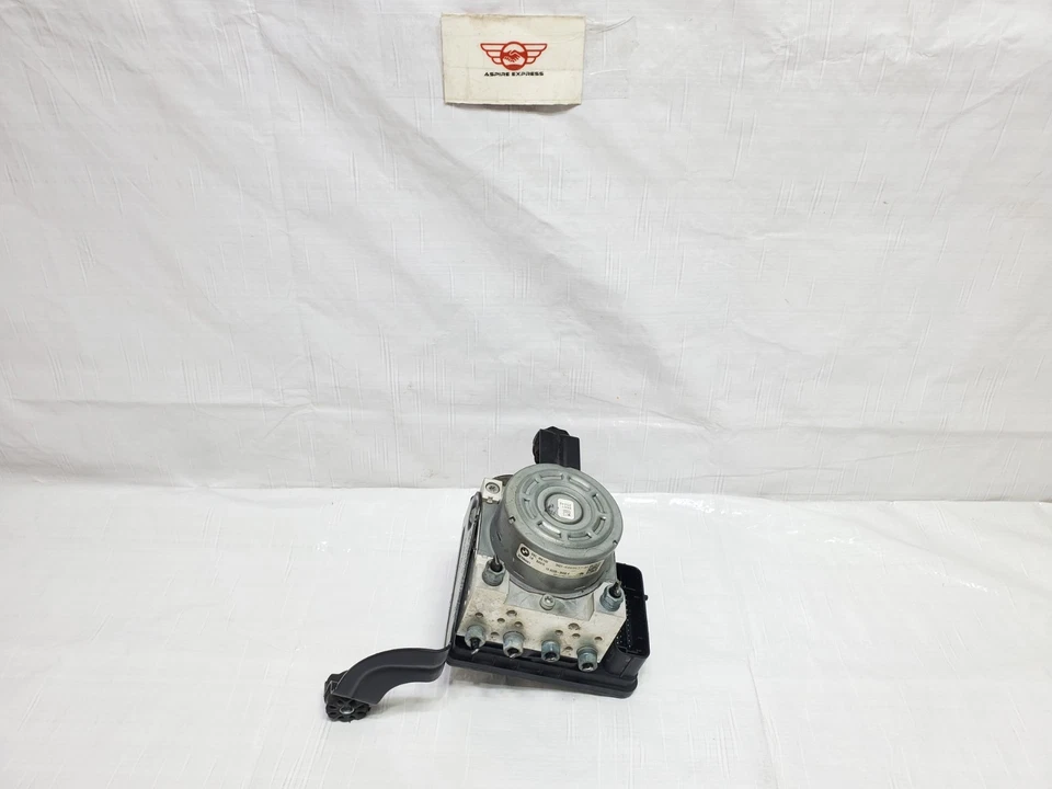 15 BMW M235i xDrive 2015 ABS módulo de bomba de freno antibloqueo OEM 34516868637 Foto 3 de 4