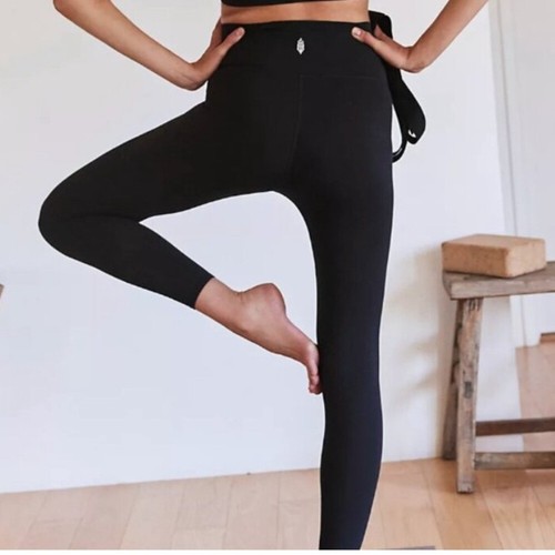 NUEVO CON ETIQUETAS Leggings de Maternidad Free People Movement X Hatch Never Better Grandes Negros - Imagen 5 de 18