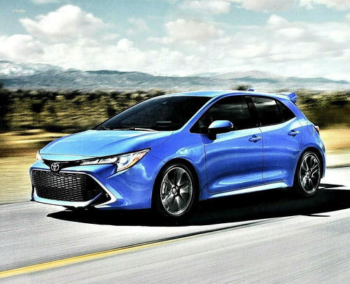 2020 TOYOTA COROLLA HATCHBACK PREMIUM SALES BROCHURE CATALOG ~ 26 PAGES - Picture 2 of 12