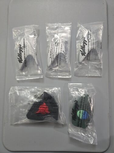 Kellogg's 2009 Star Trek 2.5" Beam-Up Badges with Lights (Pick 1, Multi, Set) - Picture 2 of 27