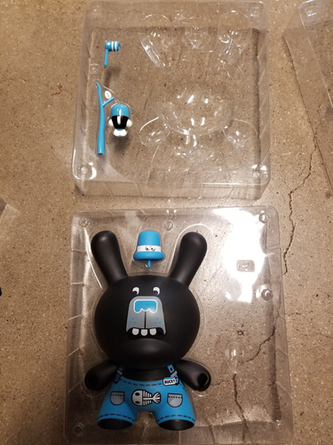Figura de vinilo urbano KIDROBOT 3 osos DUNNY tío Bucky TADO 8" MoonShine Moon nueva - Imagen 2 de 7