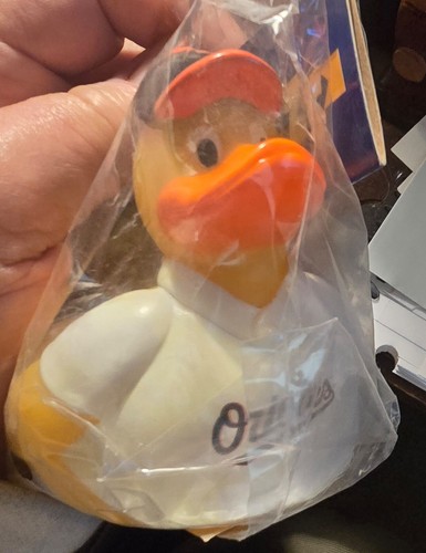 MLB BALTIMORE ORIOLES Rubber Duck - Some yellowing with age