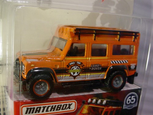 2018 Matchbox Globe Travelers LAND ROVER DEFENDER 110☆orange☆65th Anniversary - Picture 2 of 2