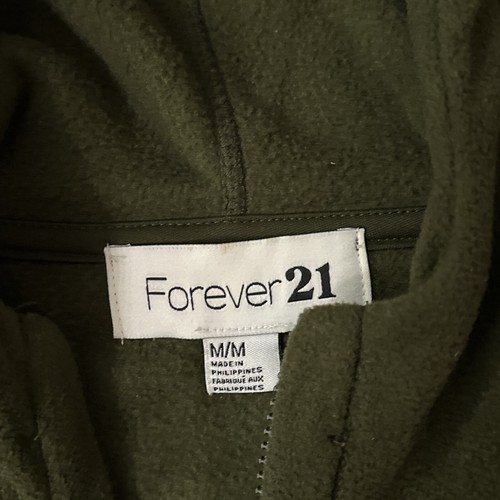 Forever 21 Fleecejacke olivgrün Größe Medium durchgehender Reißverschluss Kapuze Fronttaschen - Bild 3 von 6