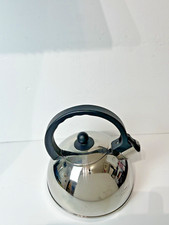 Whistling Tea Pot Kettle Stainless Steel Two Quart Tea Pot Kitchen Tool
