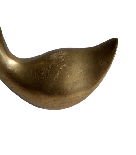 Vintage MCM Brass Swan 9” Tall Metal Bird Figurine Home Decor - Foto 5 di 10