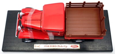Road Legends 1/18 Scale 92258 - 1934 Ford Pick Up - Red | eBay